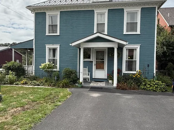 722 S Logan Blvd, Hollidaysburg, PA 16648