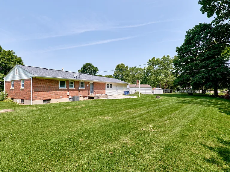 10900 Saint Boniface Ln — Photo 26