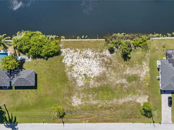 2854 NW 4th St, Cape Coral, FL 33993