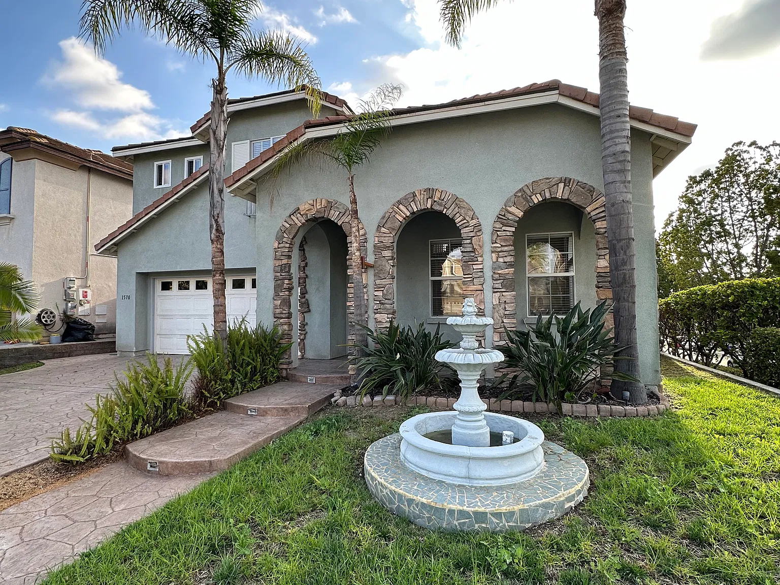 1570 Golden Gate Ave — Photo 1