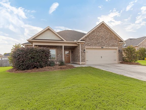 2nd image of 105 Ravencrest Dr