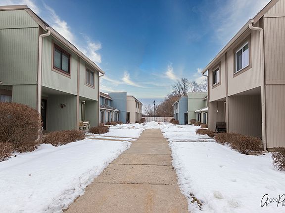 2nd image of 676 Quail Creek Dr #676