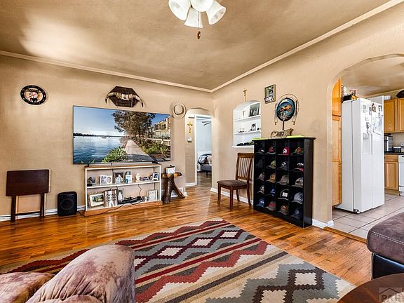 5th image of 2630 E Orman Ave