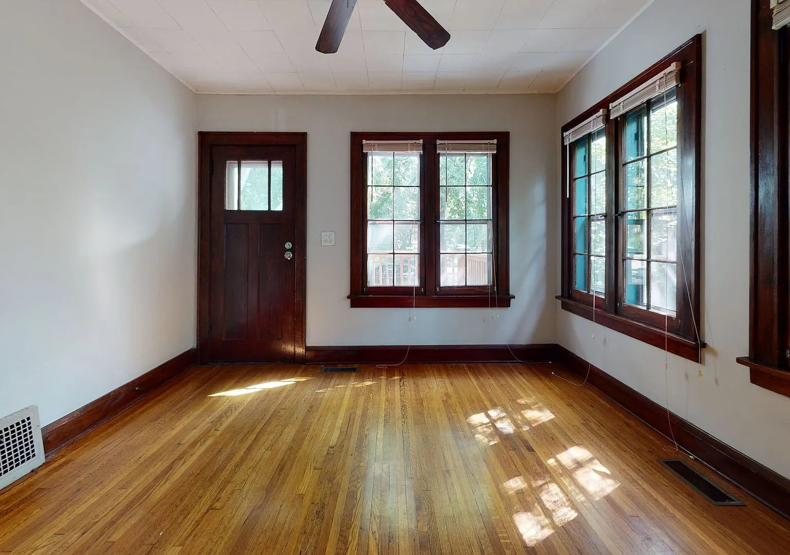 4-Bed, 2-Bath House — Photo 1