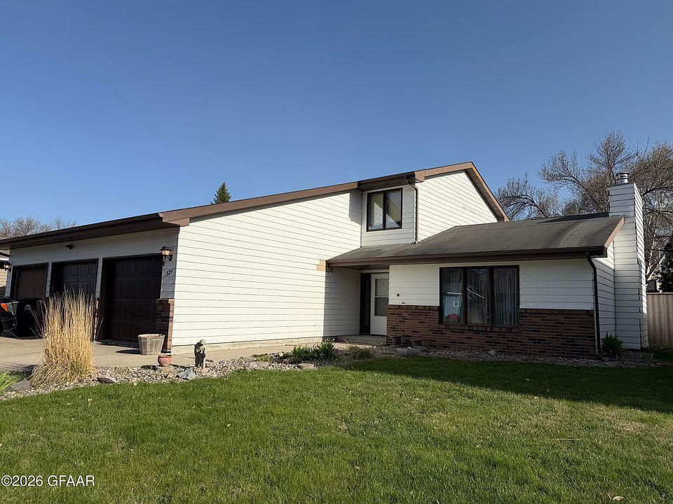 1st image of 321 Circle Hills Dr