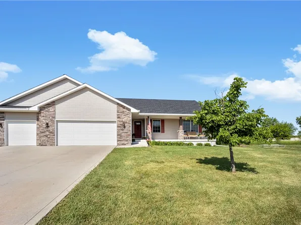 901 Trail Dr, Slater, IA 50244