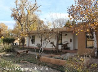 7715 Rio Grande Blvd NW, Los Ranchos De Albuquerque, NM 87107