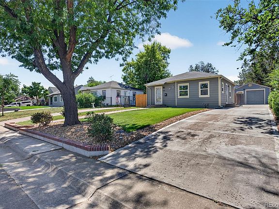 4th image of 2836 W Irvington Place