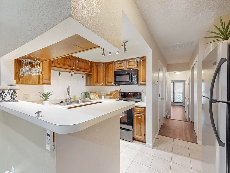 2569 Shady Ridge Dr — Photo 14