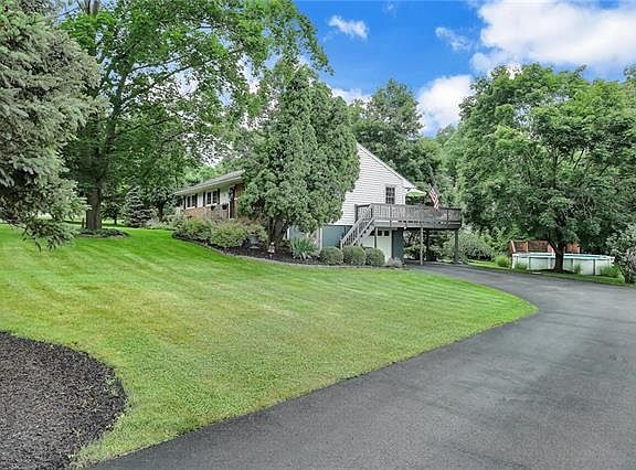 5th image of 3 Tulip Ln