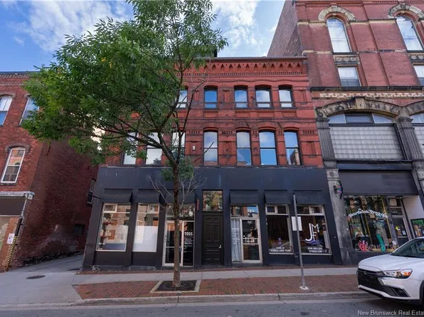 82 Germain St #3B, Saint John, NB E2L 2E7