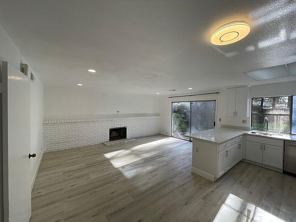 3rd image of 1824 Wintersong Ct