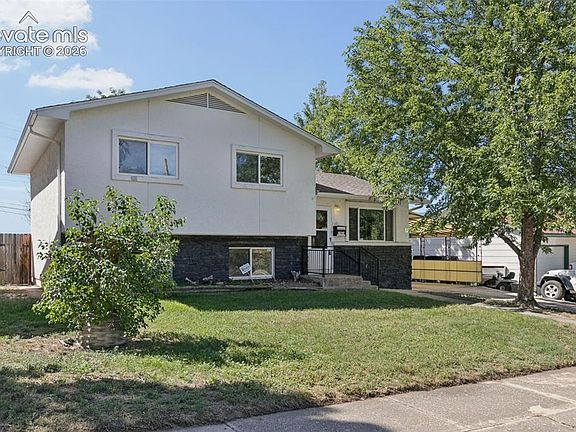 2nd image of 1501 Newcastle St