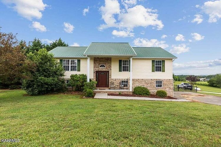 1st image of 217 Florence Cir