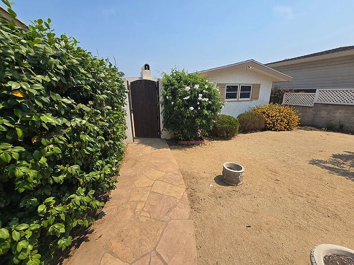 1st image of 1130 Barcelona Dr