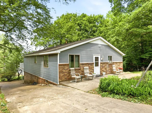 3164 Kimberly Dr, Millington, MI 48746
