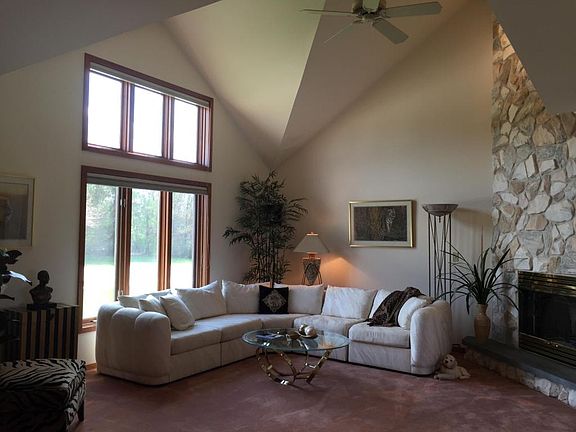3rd image of 10300 W Beacon Hill Dr #10302