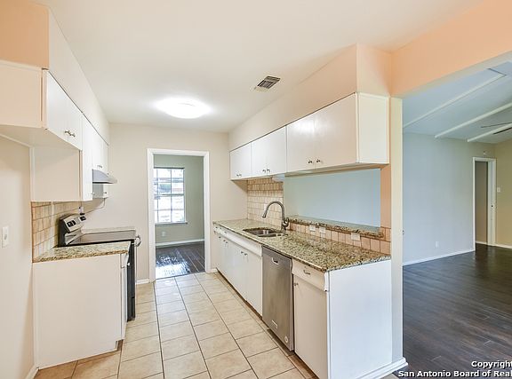 2nd image of 4418 Monaco Dr