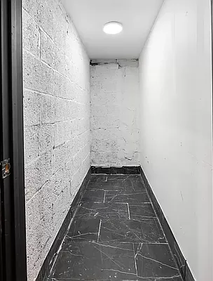 Rented by REAL New York | media 16