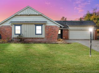 8142 E 31st St, Tulsa, OK 74145