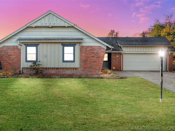 8142 E 31st St, Tulsa, OK 74145