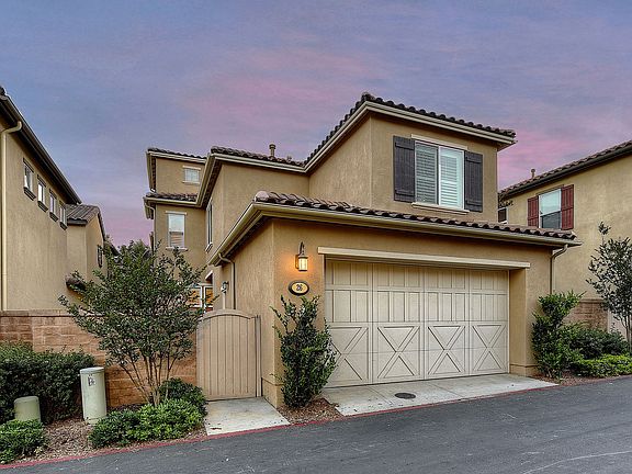 3rd image of 26 Golf Dr