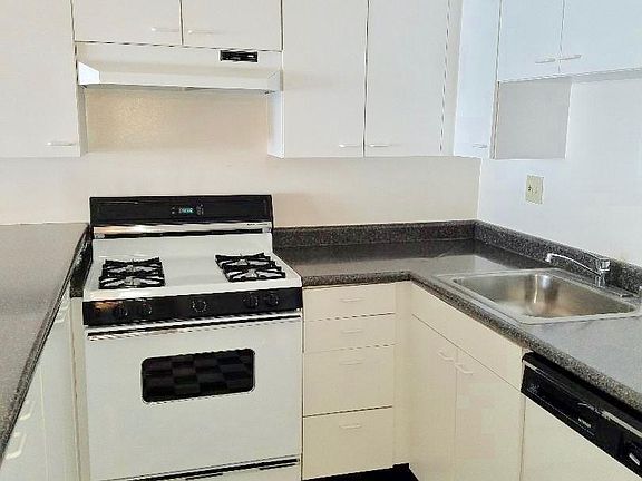 4th image of 400 Avila St APT 104