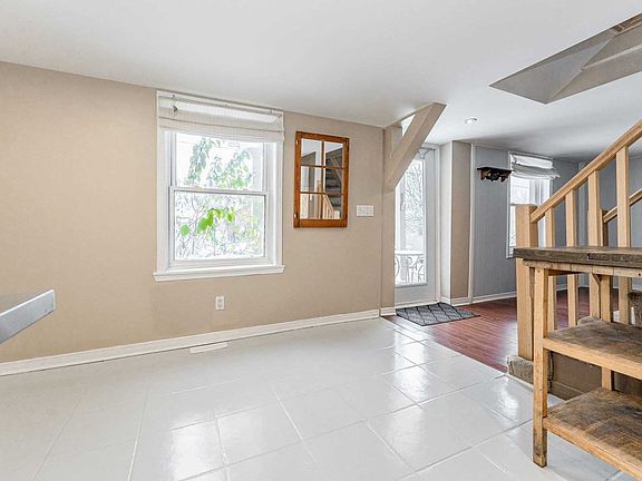 5th image of 93 Essex St