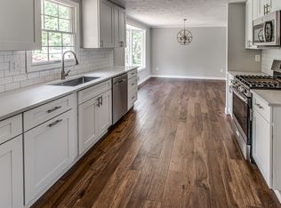 3130 Haberlein Rd, Gibsonia, PA 15044