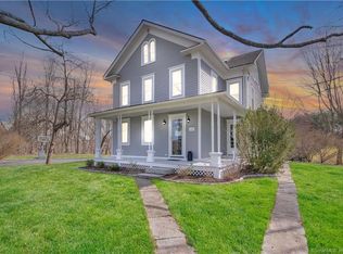 266 Cutlers Farm Rd, Monroe, CT 06468