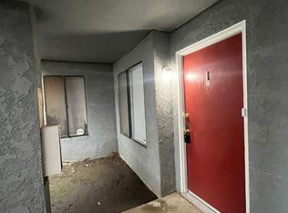 1707 E Douglas Ave APT I, Visalia, CA 93292