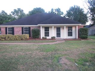 2051 Branch Creek Dr, Byram, MS 39272