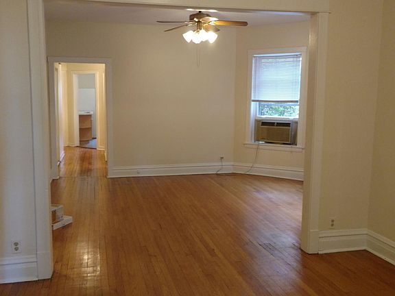 5th image of 1637 W Winona St #100