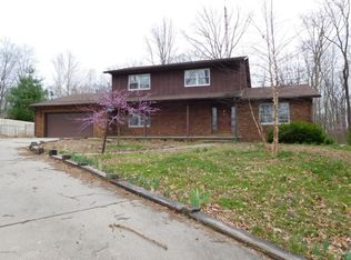 34 Shawnee Hills Dr, Carbondale, IL 62902