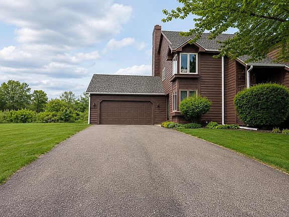 2nd image of 4155 Split Leaf Dr
