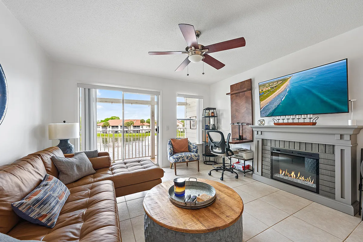 Building Photo - 261 Cypress Point Dr