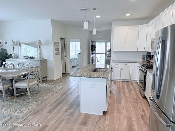 4th image of 49 Reserve Dr