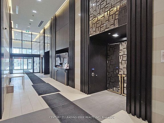 2nd image of 501 Yonge St #1009