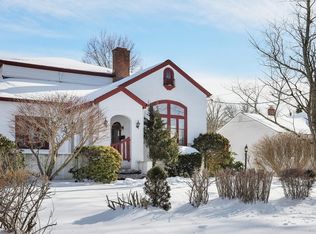 88 Portland Ave, Fanwood, NJ 07023
