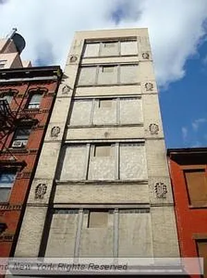 Sold by Bond New York | media 2