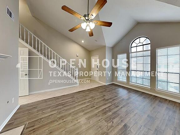 4th image of 15234 Hillside Park Way