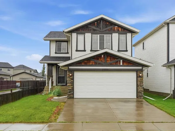 2055 N Reunion Blvd NW, Airdrie, AB T4B 0H2