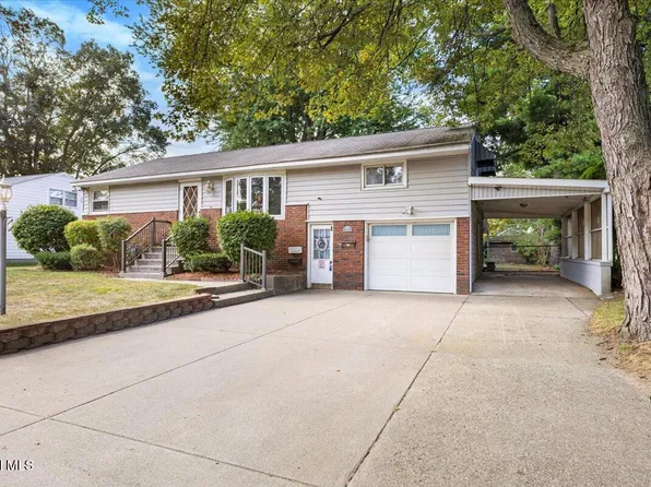 1128 Wavell Road, Schenectady, NY 12303