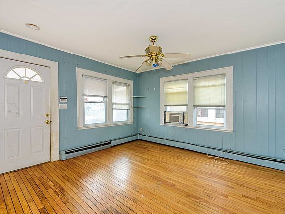 3rd image of 37 Georgia Ave