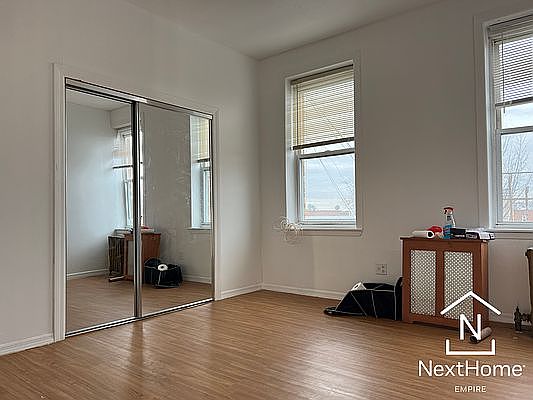 3rd image of 20-40 42nd St #3F