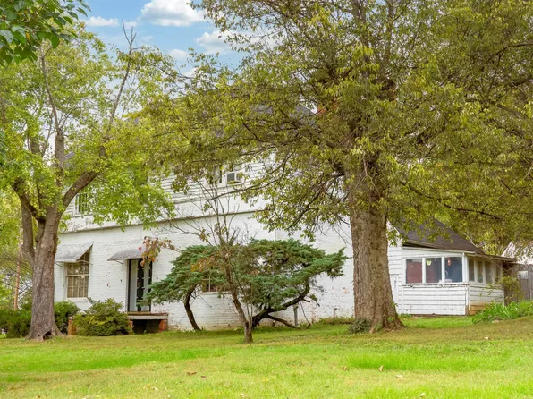 12 Kelso Mulberry Rd, Mulberry, TN 37359