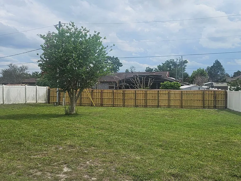 1511 Lavilla St — Photo 8