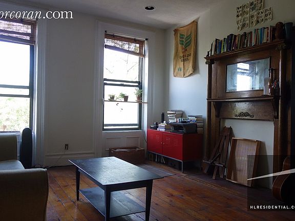 2nd image of 90 Vanderbilt Avenue # Fourth Floor