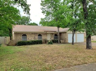 5805 Myers Rd, Arlington, TX 76017