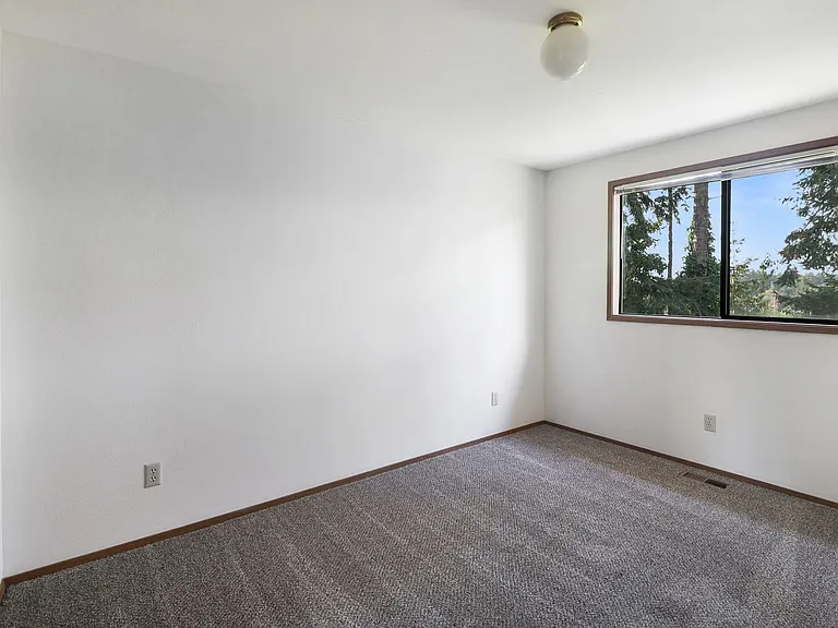 1025 SW Kaleeton Loop #2 — Photo 12
